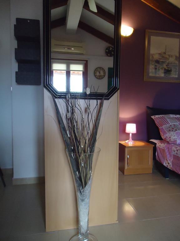 Studio Apartment Nera Rovinj Quarto foto